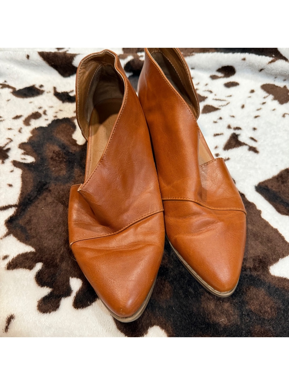 Universal Thread Cognac D’Orsay Pointed Toe Flats Women’s 7.5